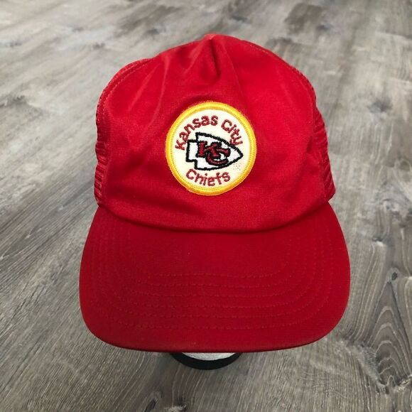 Vintage Kansas City Chiefs Patch NFL Mesh Trucker Baseball Snapback Hat Cap Read - Picture 2 of 9